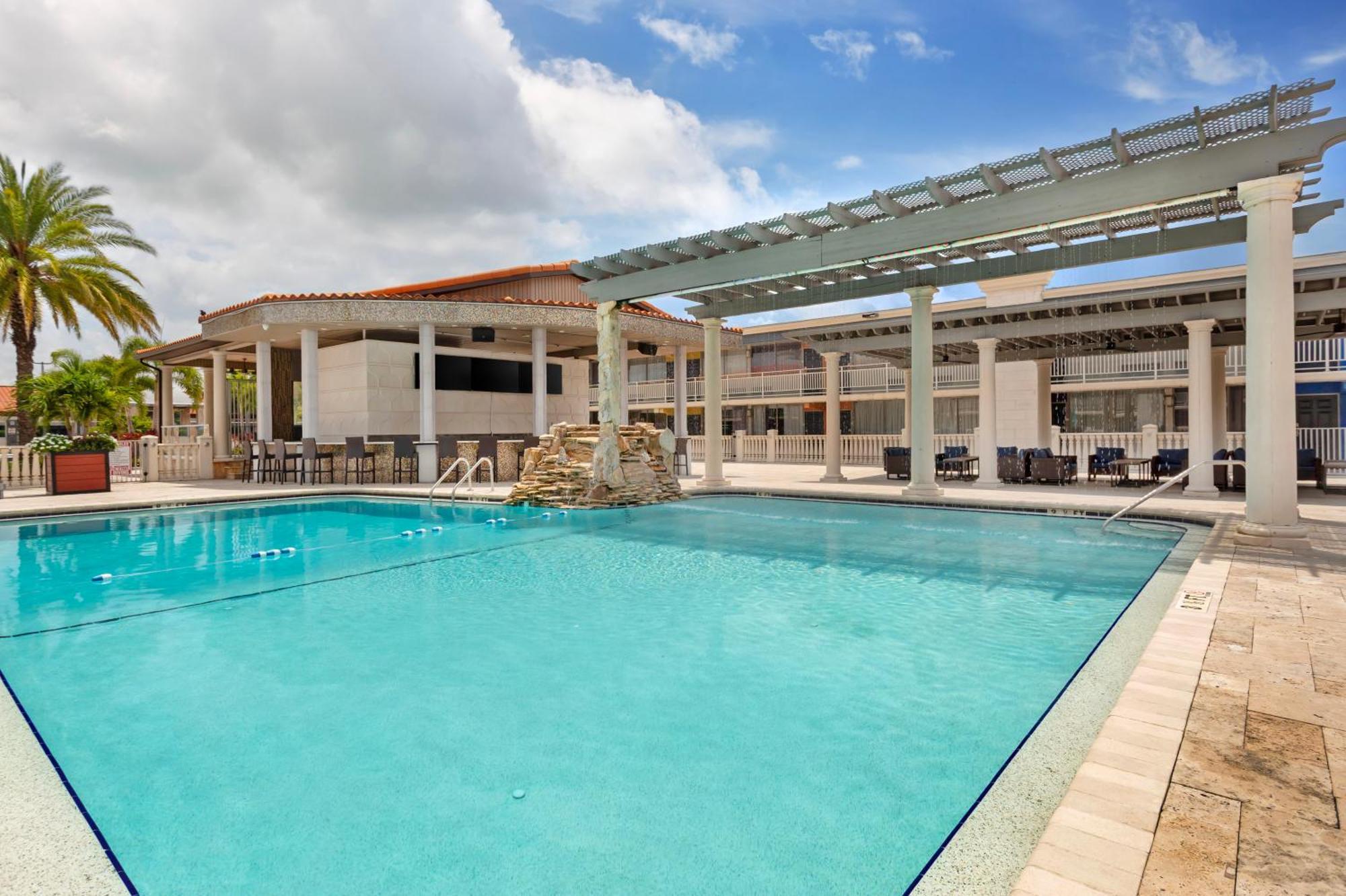 Quality Inn And Conference Center Tampa-Brandon Heartland Luaran gambar