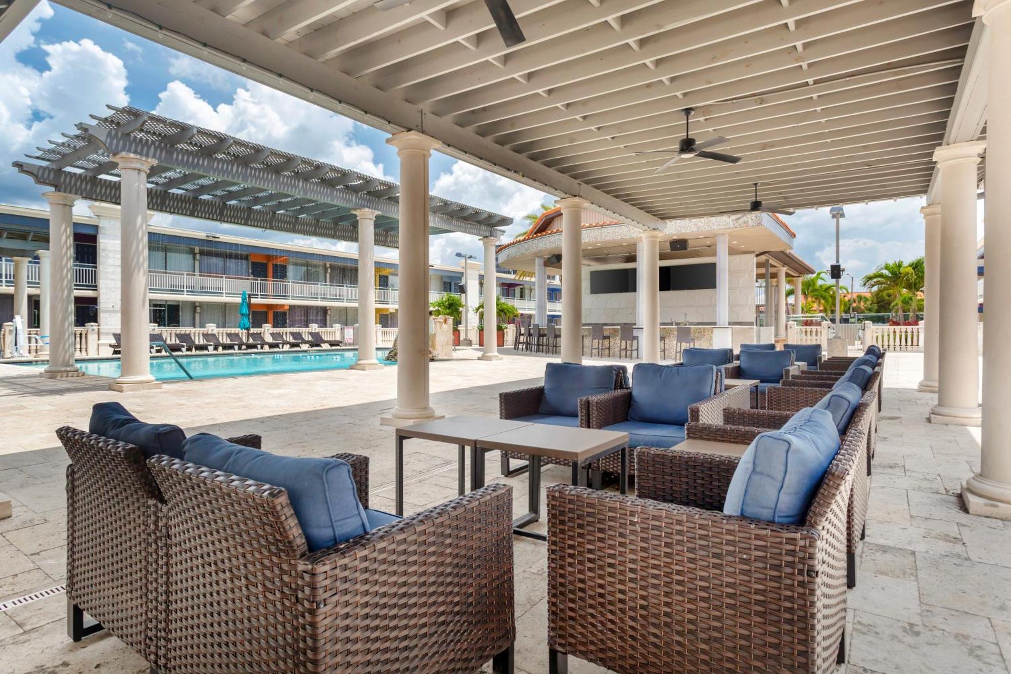 Quality Inn And Conference Center Tampa-Brandon Heartland Luaran gambar