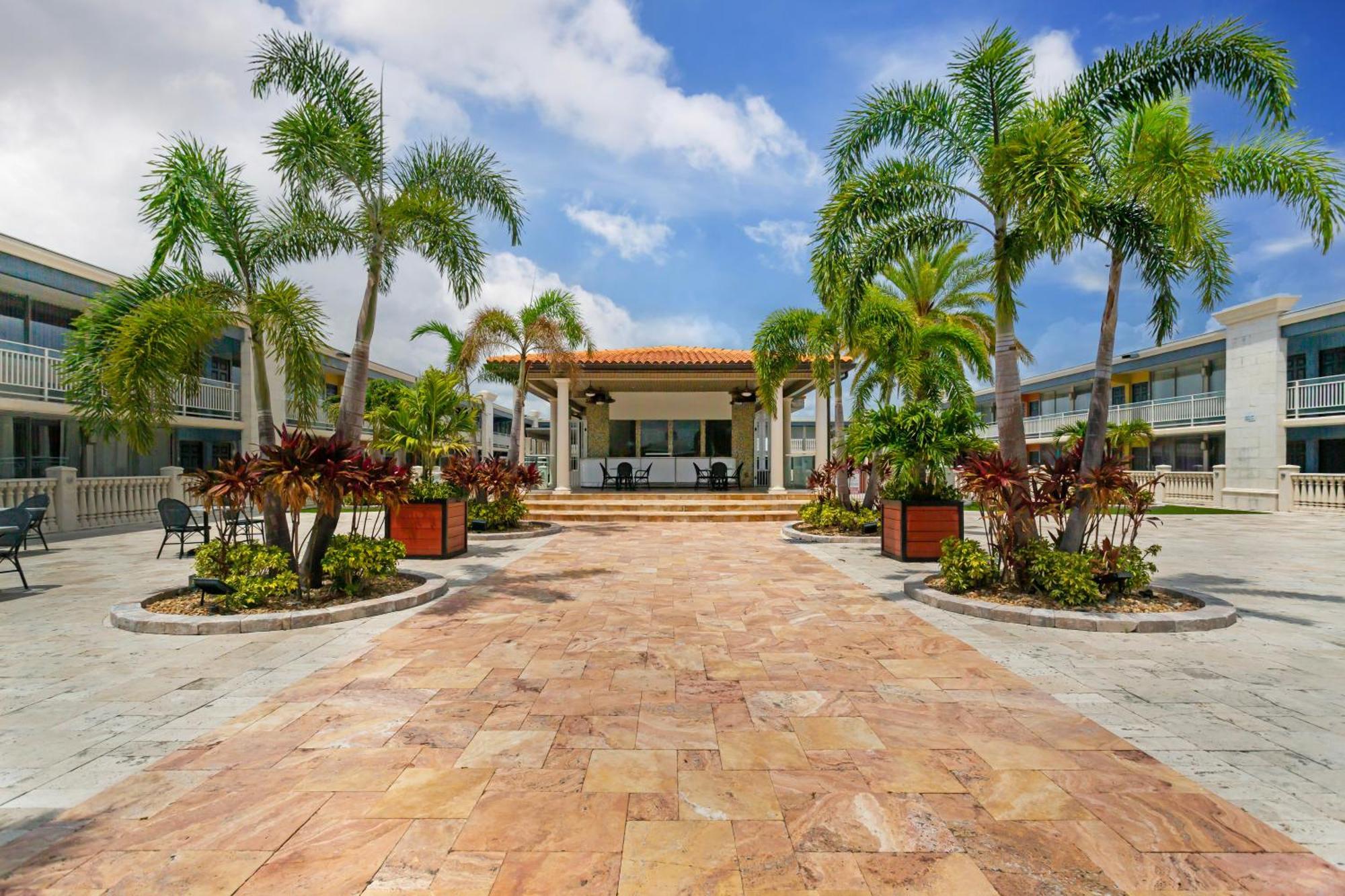 Quality Inn And Conference Center Tampa-Brandon Heartland Luaran gambar